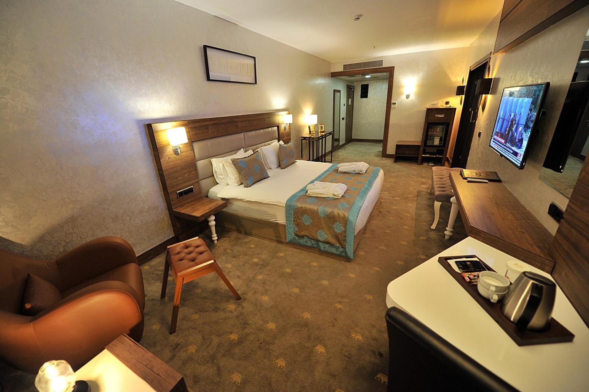 Royal Hotel Inegol מראה חיצוני תמונה