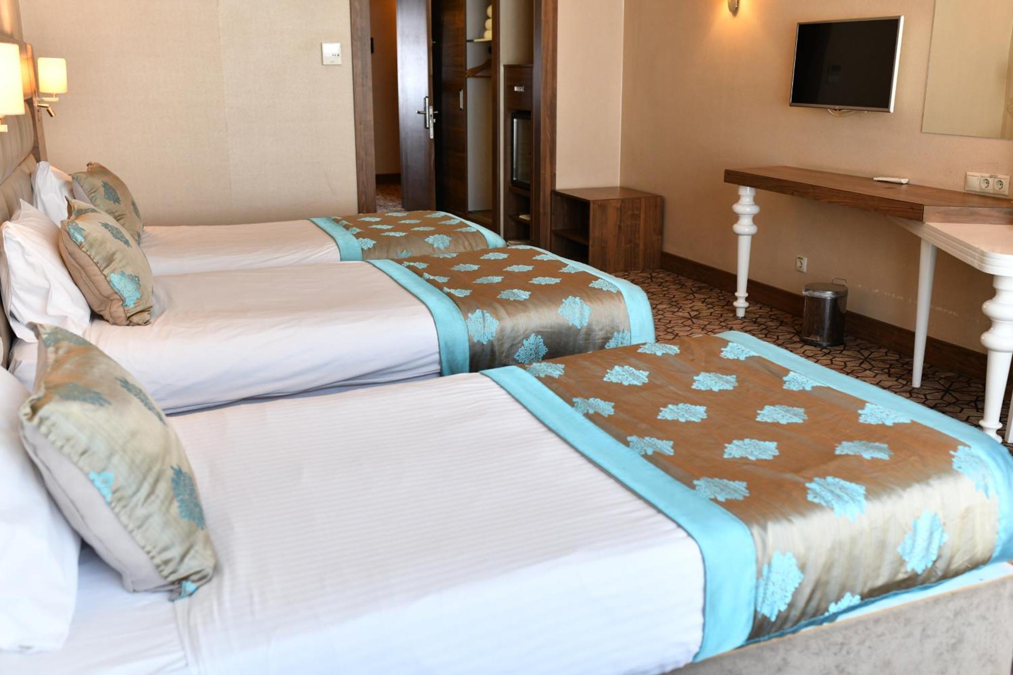 Royal Hotel Inegol מראה חיצוני תמונה