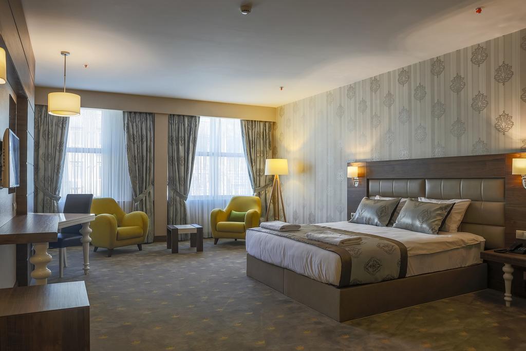 Royal Hotel Inegol מראה חיצוני תמונה